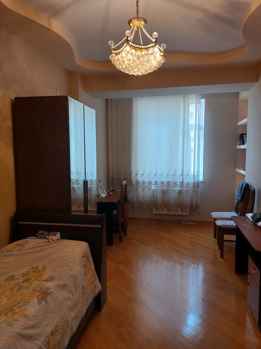 İcarəyə verilir 4 otaqlı yeni tikili 175 m² — Mənzil, Bakı (8)