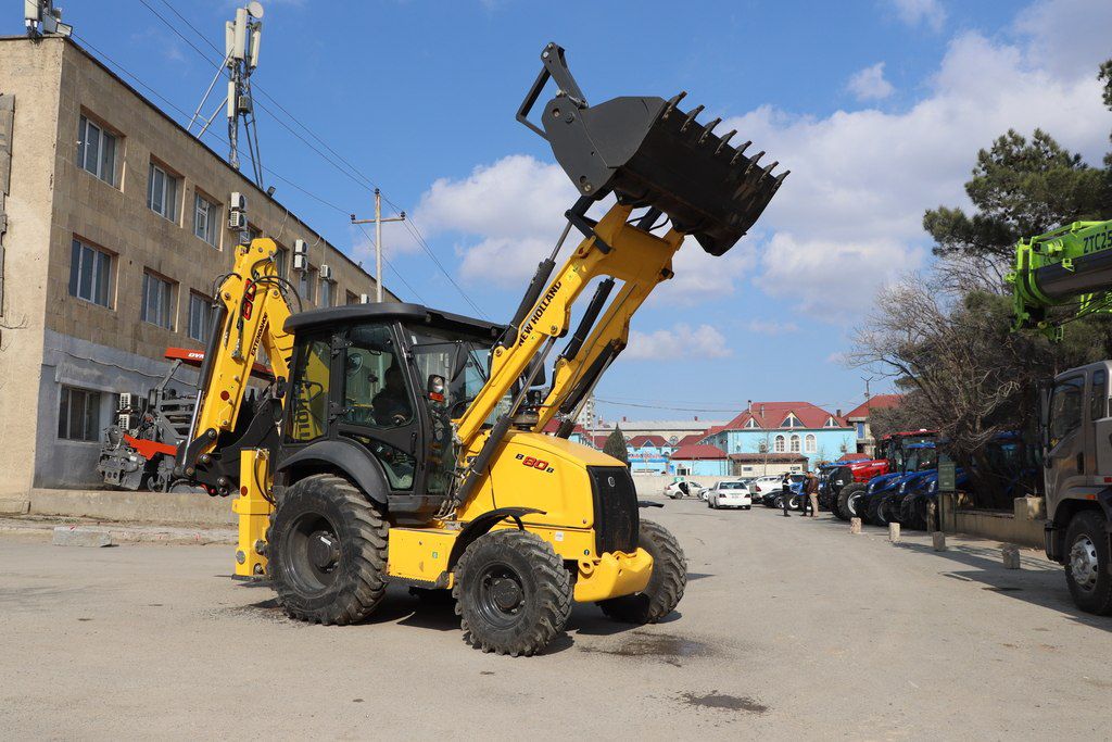 New Holland B80B, 2022 il — İnşaat texnikası, Bakı (3)