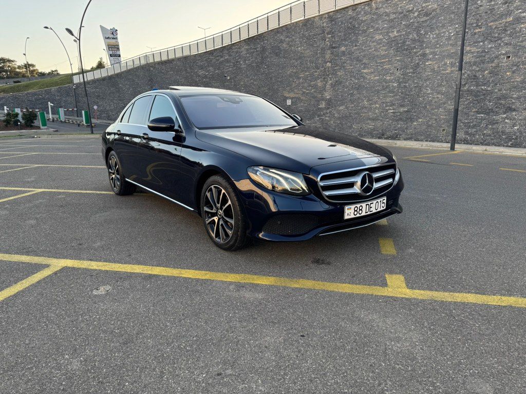 Mercedes E 220 d, 2.1 L, 2016 il, 165 000 km — Avtomobillər, Bakı (4)