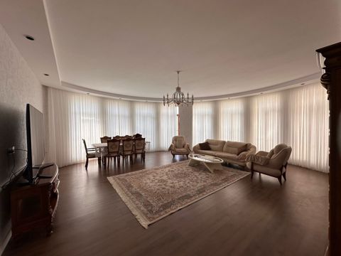 Satılır 4 otaqlı yeni tikili 192 m² — Bakı