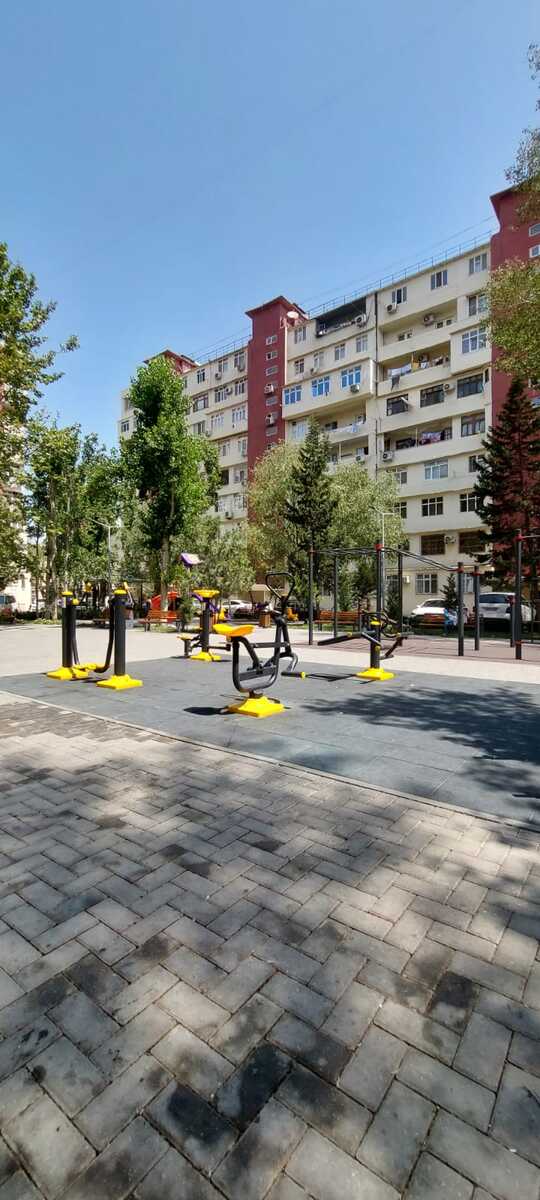 Satılır 4 otaqlı köhnə tikili 100 m² — Mənzil, Bakı