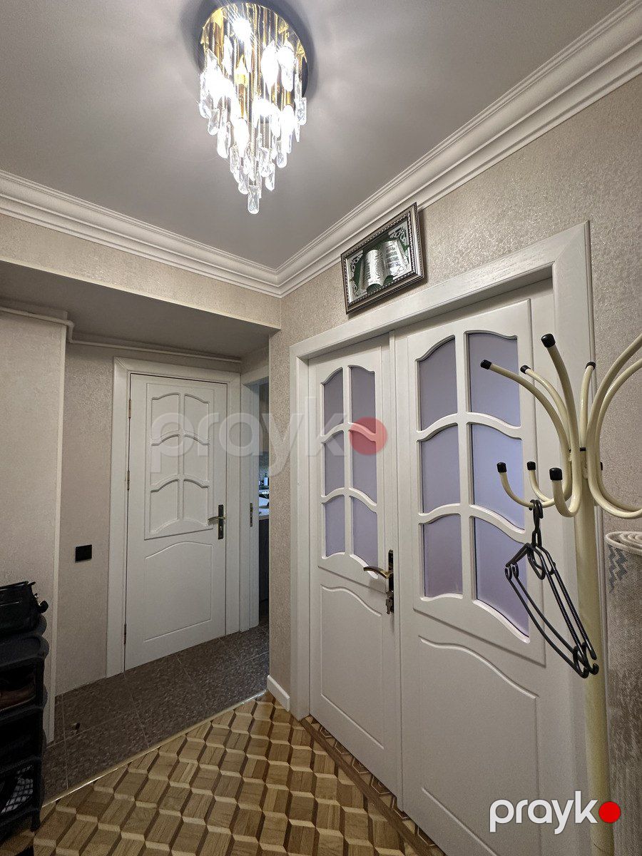 Satılır 1 otaqlı köhnə tikili 50 m² — Mənzil, Bakı (10)