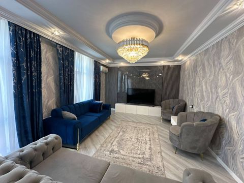 Satılır 4 otaqlı yeni tikili 320 m² — Bakı