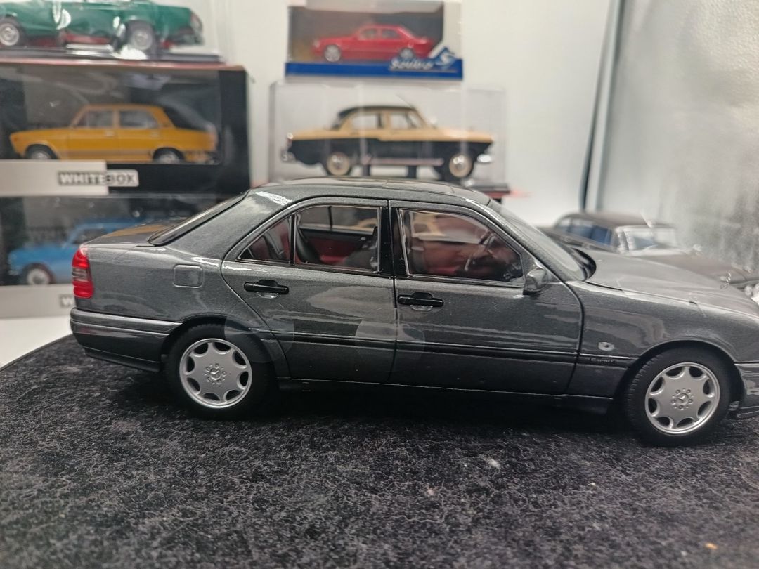 Mercedes W202 C-Class 1997 1/18 modeli — Kolleksiyalar, Bakı (9)