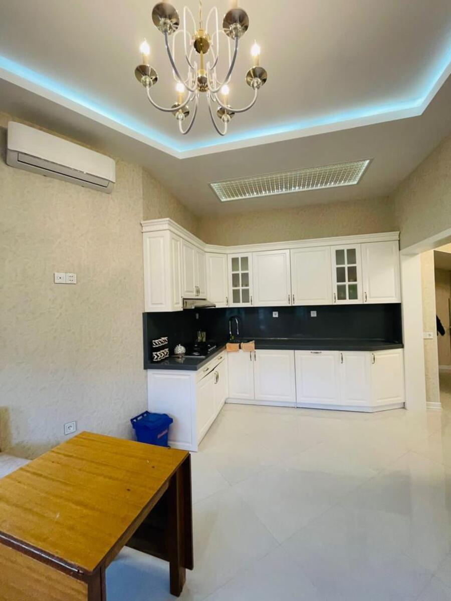 İcarəyə verilir 5 otaqlı həyət evi/bağ evi 260 m² — Ev, villa, Bakı (12)