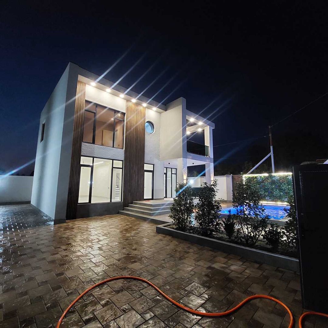 Satılır 4 otaqlı həyət evi/bağ evi 200 m² — Ev, villa, Bakı (5)