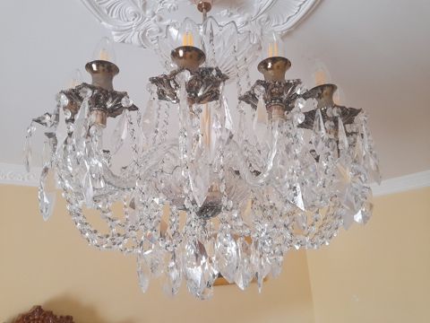 Büllur çilçıraq — Bakı