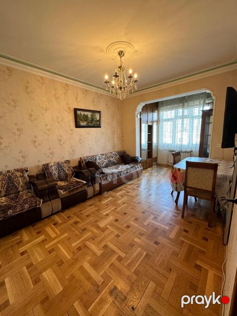 Satılır 2 otaqlı köhnə tikili 50 m²