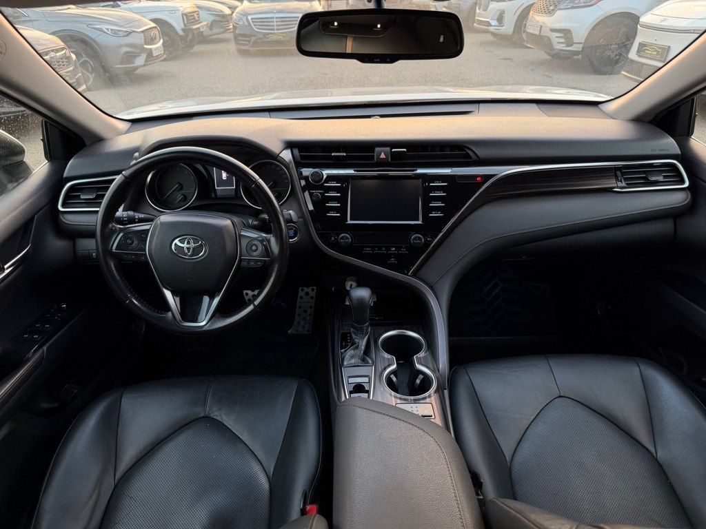 Toyota Camry, 2.5 L, 2018 il, 195 000 km — Avtomobillər, Bakı (11)