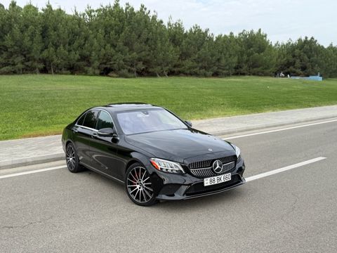 Mercedes C 300, 2.0 L, 2020 il, 65 000 km — Bakı