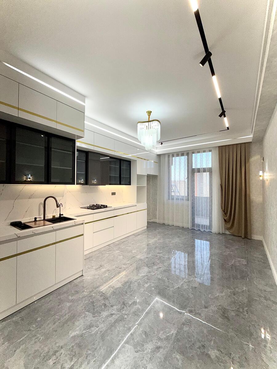 Satılır 4 otaqlı yeni tikili 172 m² — Mənzil, Bakı (7)