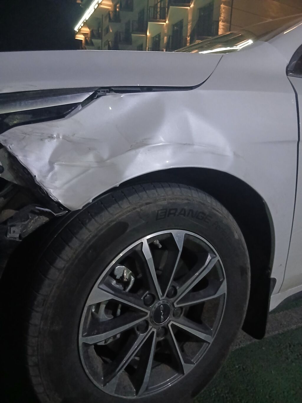 Sol ön, BYD 05, 2025 il, Çin, Ödənişli çatdırılma — Kuzov hissələri, Qusar