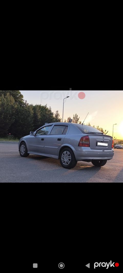 Opel Astra, 2000 il