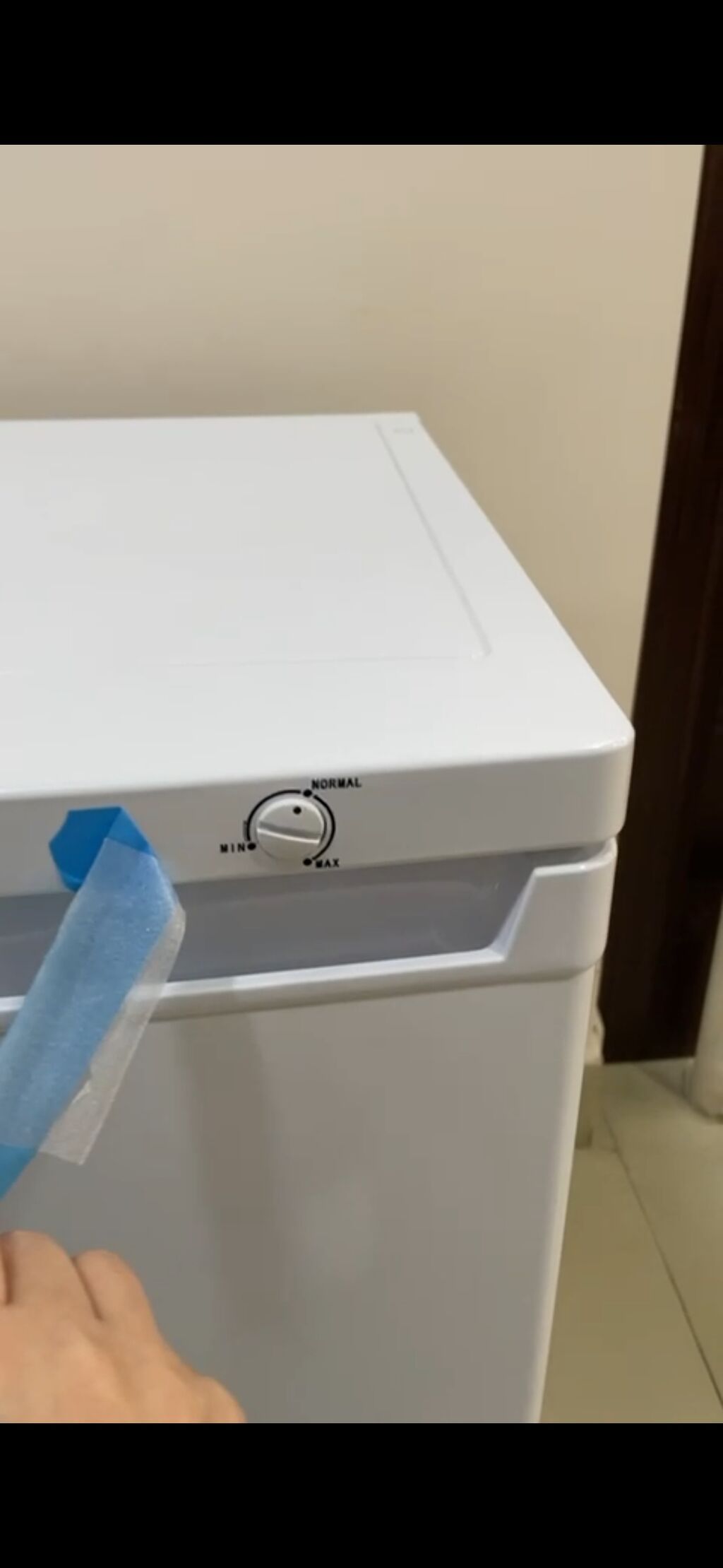 Kraft dondurucu – kompakt, şaquli tip - Rəng: ağ, minimal dizayn - Ön — Soyuducular, Bakı (4)