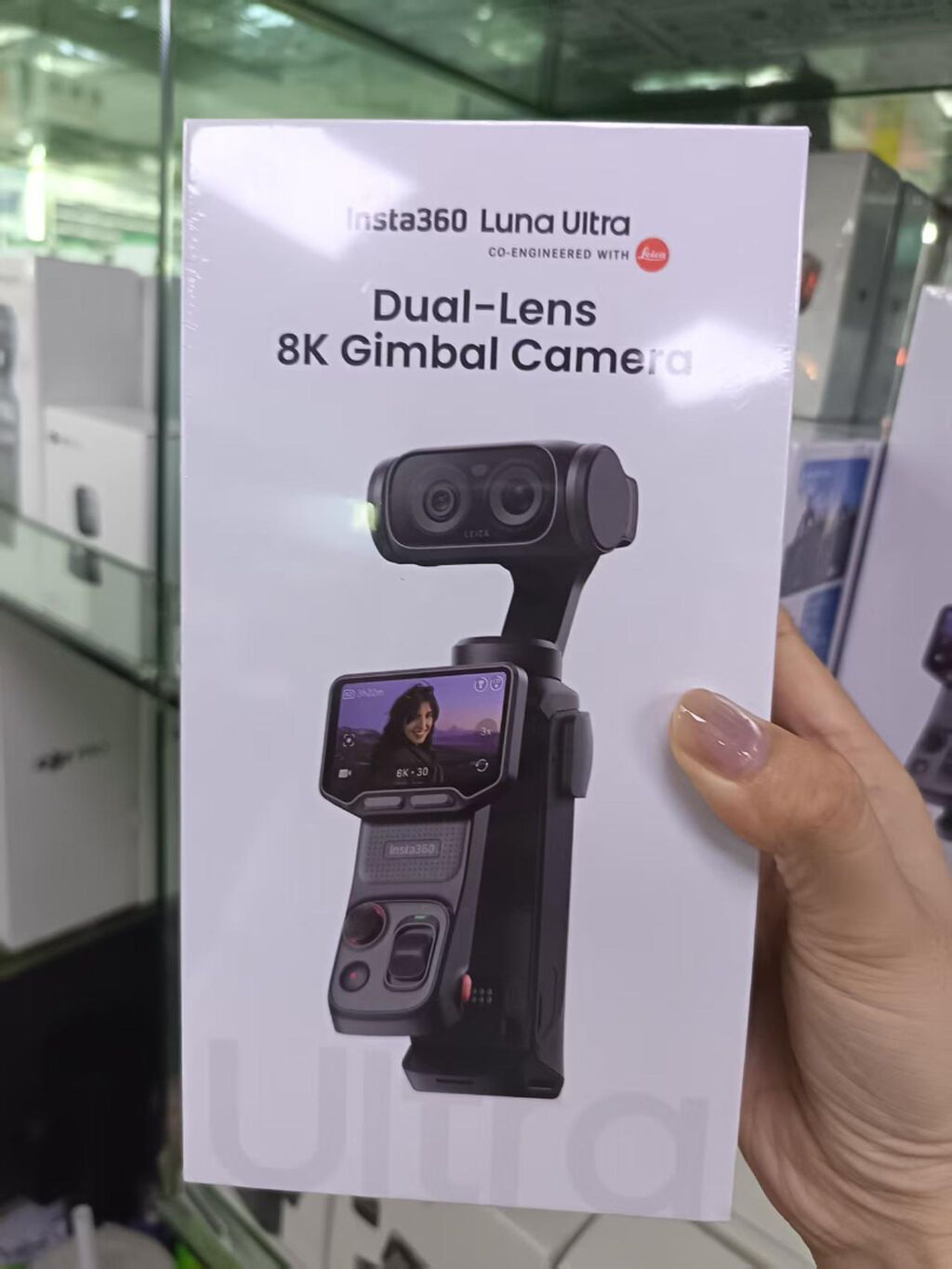 Insta360 Luna Ultra — Dual‑Lens 8K Gimbal Kamera Məhsul — Qoşqular, Bakı (2)