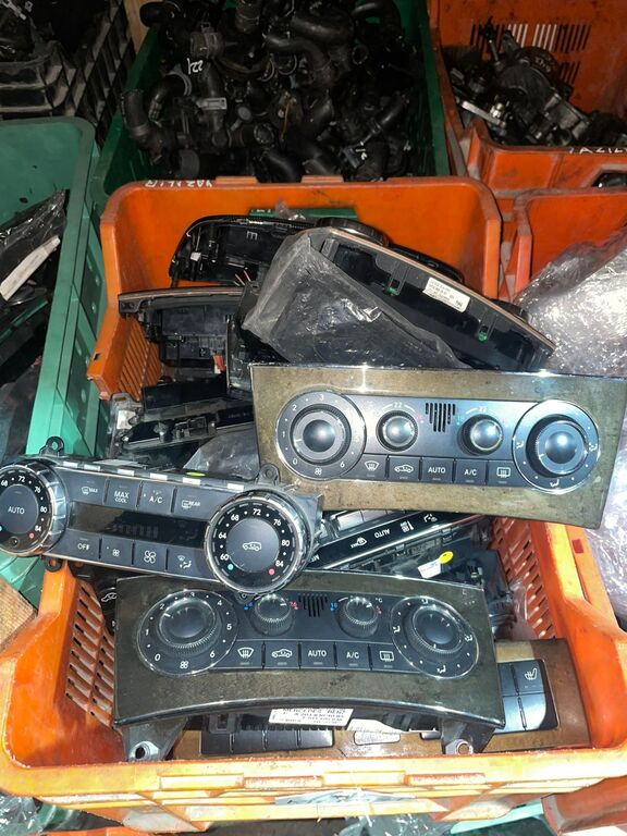 "Mercedes" iqlim paneli — Ehtiyat hissələri və aksesuarlar, Bakı (5)