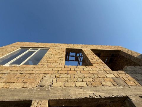 5 otaqlı, 120 kv. m, Təmirsiz — Qobustan