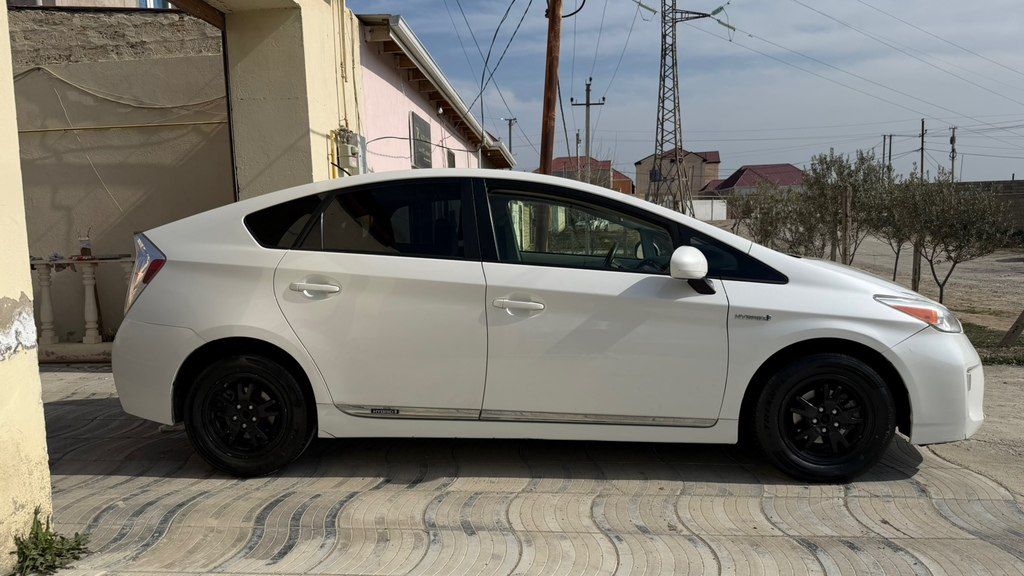 Toyota Prius, 1.8 L, 1.3 kWh, 2013 il, 450 616 km — Avtomobillər, Bakı (5)