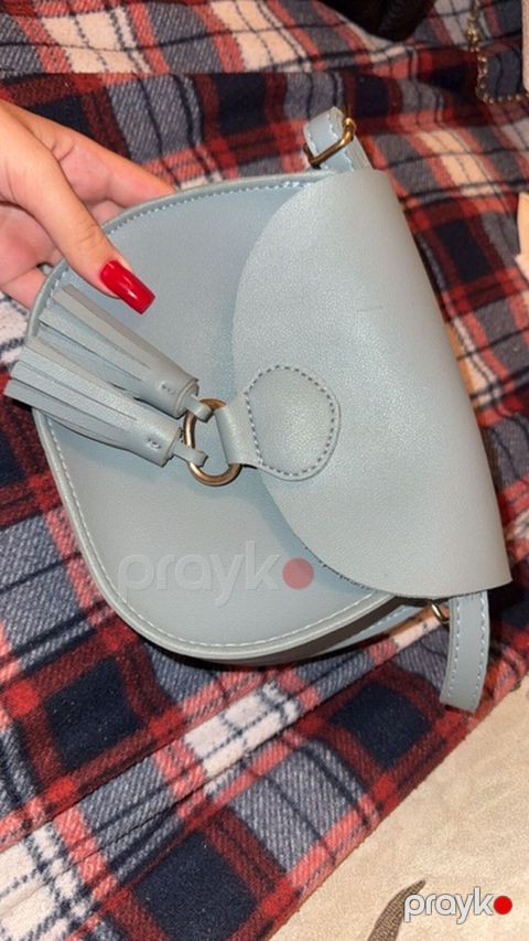Zərif açıq mavi rəngdə çiyin çantası - Material: yumşaq eko‑dəri — Bakı