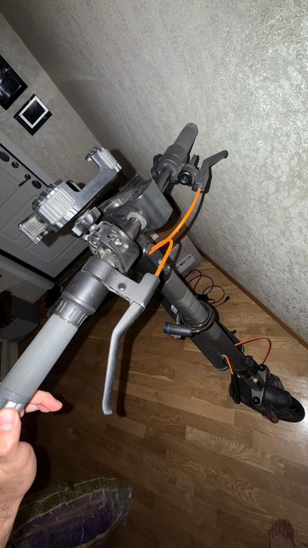 İşlənmiş Elektrik samokat 12", 351 - 500 Vt, 16 - 25 km/s, Ünvandan götürmə — Skuterlər, Bakı (5)