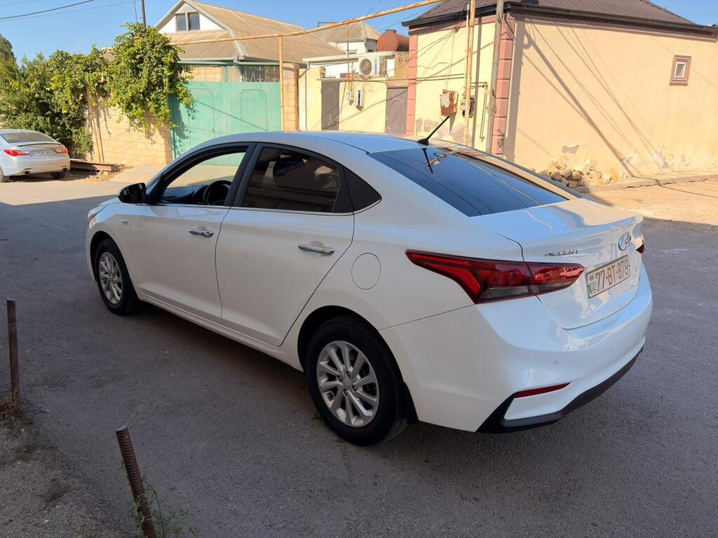 Hyundai Accent, 1.6 L, 2018 il, 187 265 km — Avtomobillər, Bakı (11)