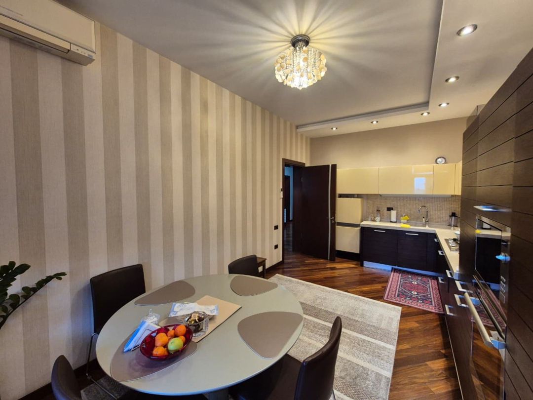Satılır 4 otaqlı yeni tikili 190 m² — Mənzil, Bakı (5)