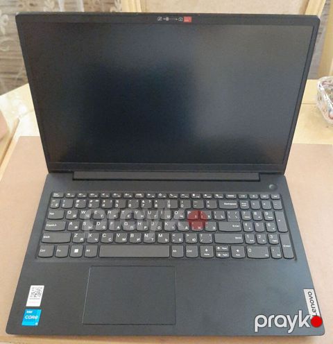 Lenovo noutbuk - Model xətti: Lenovo (şirkət loqolu və korpus