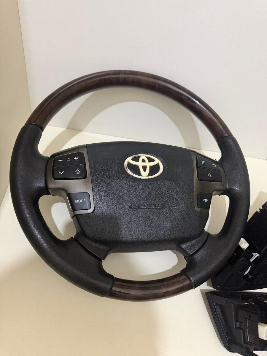 Toyota sükanı — Ehtiyat hissələri və aksesuarlar, Bakı (2)