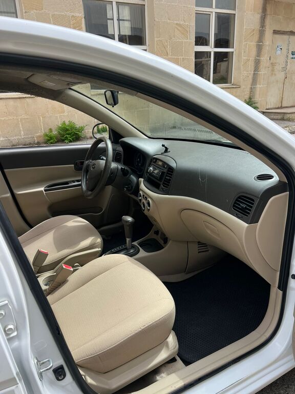 Hyundai Accent, 1.4 L, 2009 il, 284 539 km — Avtomobillər, Bakı (7)