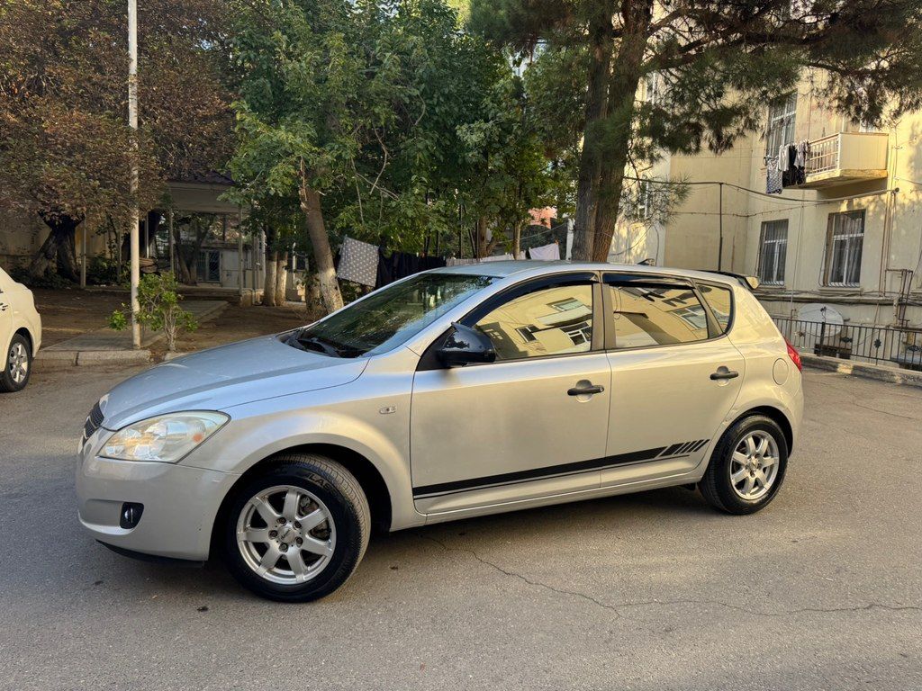 Kia Ceed, 1.4 L, 2007 il, 340 000 km — Avtomobillər, Bakı (3)