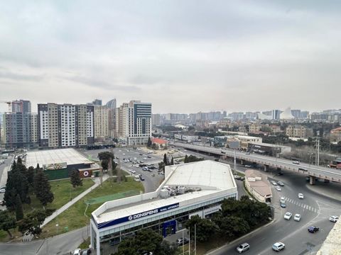 Satılır 4 otaqlı yeni tikili 205 m² — Bakı