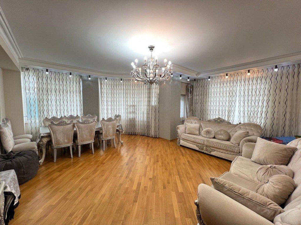 Satılır 4 otaqlı yeni tikili 214 m² — Mənzil, Bakı (2)