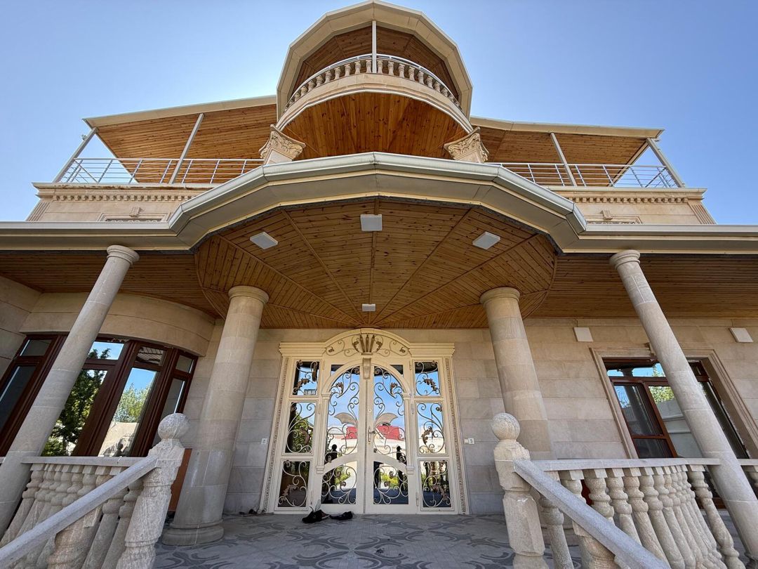 Satılır 8 otaqlı həyət evi/bağ evi 1100 m² — Ev, villa, Bakı (11)