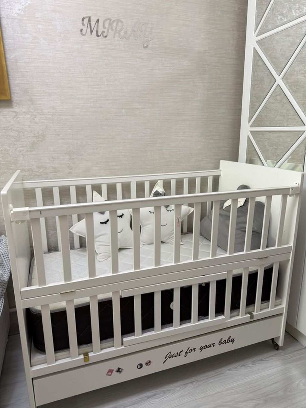 Oğlan və qız üçün, İşlənmiş, Dördbucaq, Beşik, Dəstsiz, Matras ilə, Yellənmə mexanizmsiz — Bəşikləri, Xırdalan