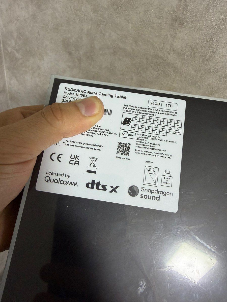 Redmagic Astra Gaming Tablet 24/1TB Eclipse — Planshetlər, Bakı (3)