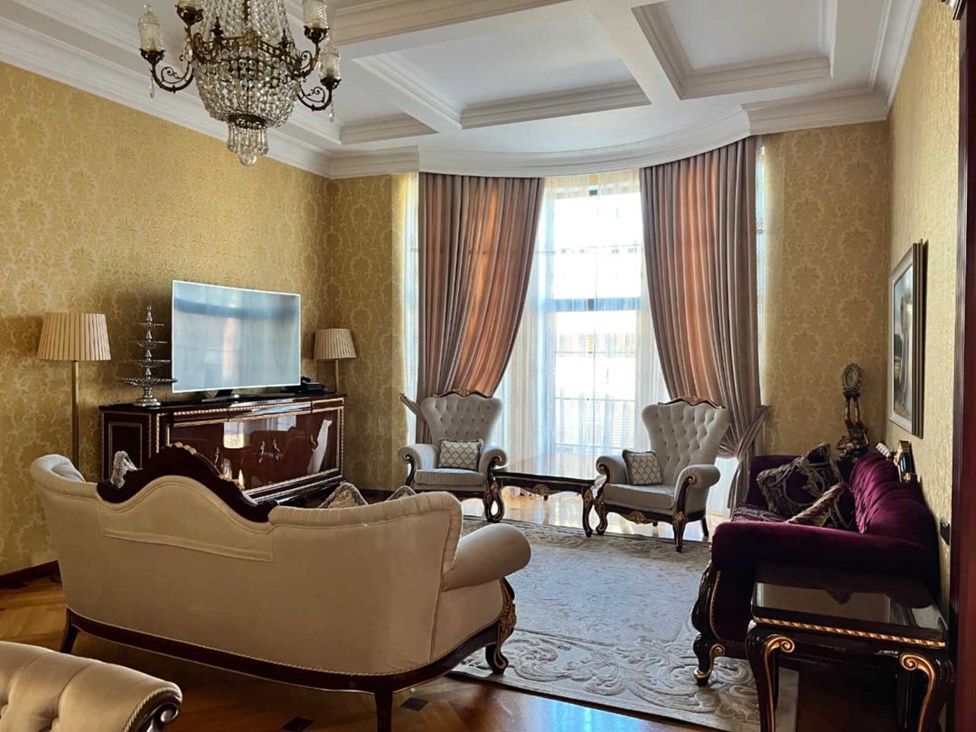 Satılır 9 otaqlı həyət evi/bağ evi 550 m² — Ev, villa, Bakı (3)