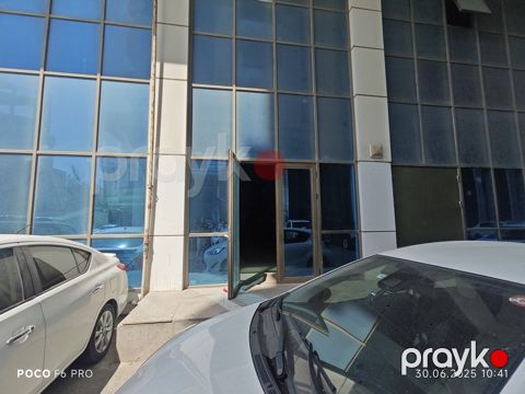 Satılır obyekt 321.3 m²