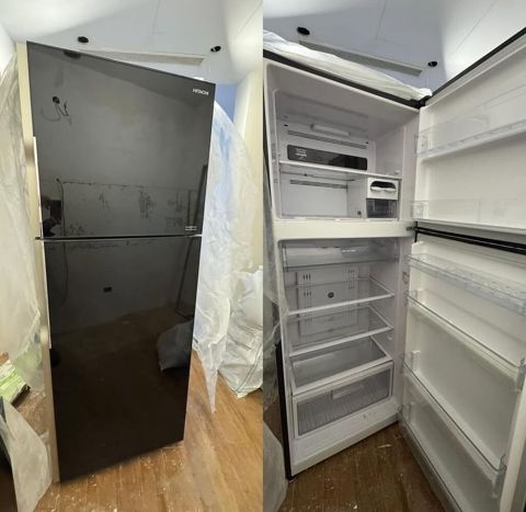 İşlənmiş 2 qapılı Hitachi Soyuducu Satılır, rəng - Qara, Dolab içi — Bakı