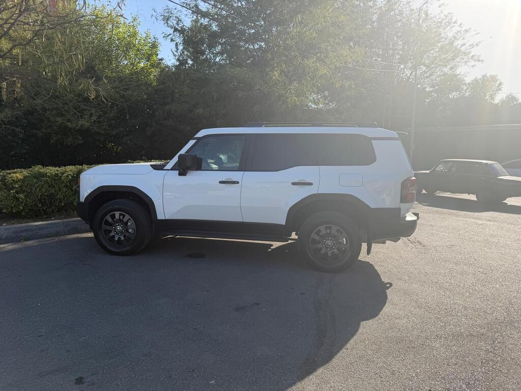 Toyota Land Cruiser Prado, 2.7 L, 2025 il, 18 600 km — Avtomobillər, Bakı (6)