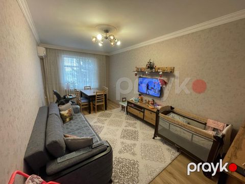 Satılır 2 otaqlı köhnə tikili 58 m²