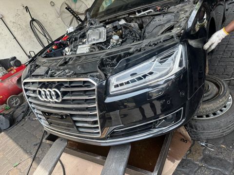 "Audi A8 4.0 2015" ehtiyat hissələri — Bakı