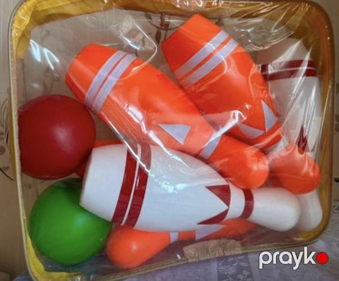 Uşaq üçün boulinq dəsti - Rəngarəng plastik dairələr və qıfıl çantada — Bakı