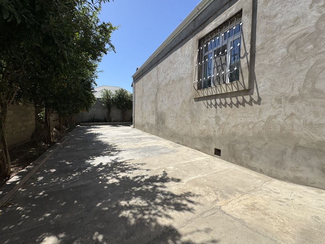Satılır 4 otaqlı həyət evi/bağ evi 150 m² — Ev, villa, Bakı (3)
