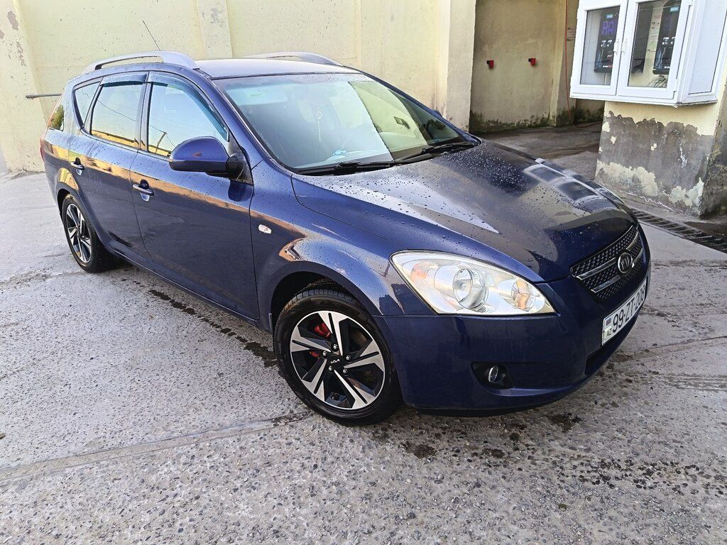 Kia Ceed SW, 1.4 L, 2009 il, 279 600 km — Avtomobillər, Bakı
