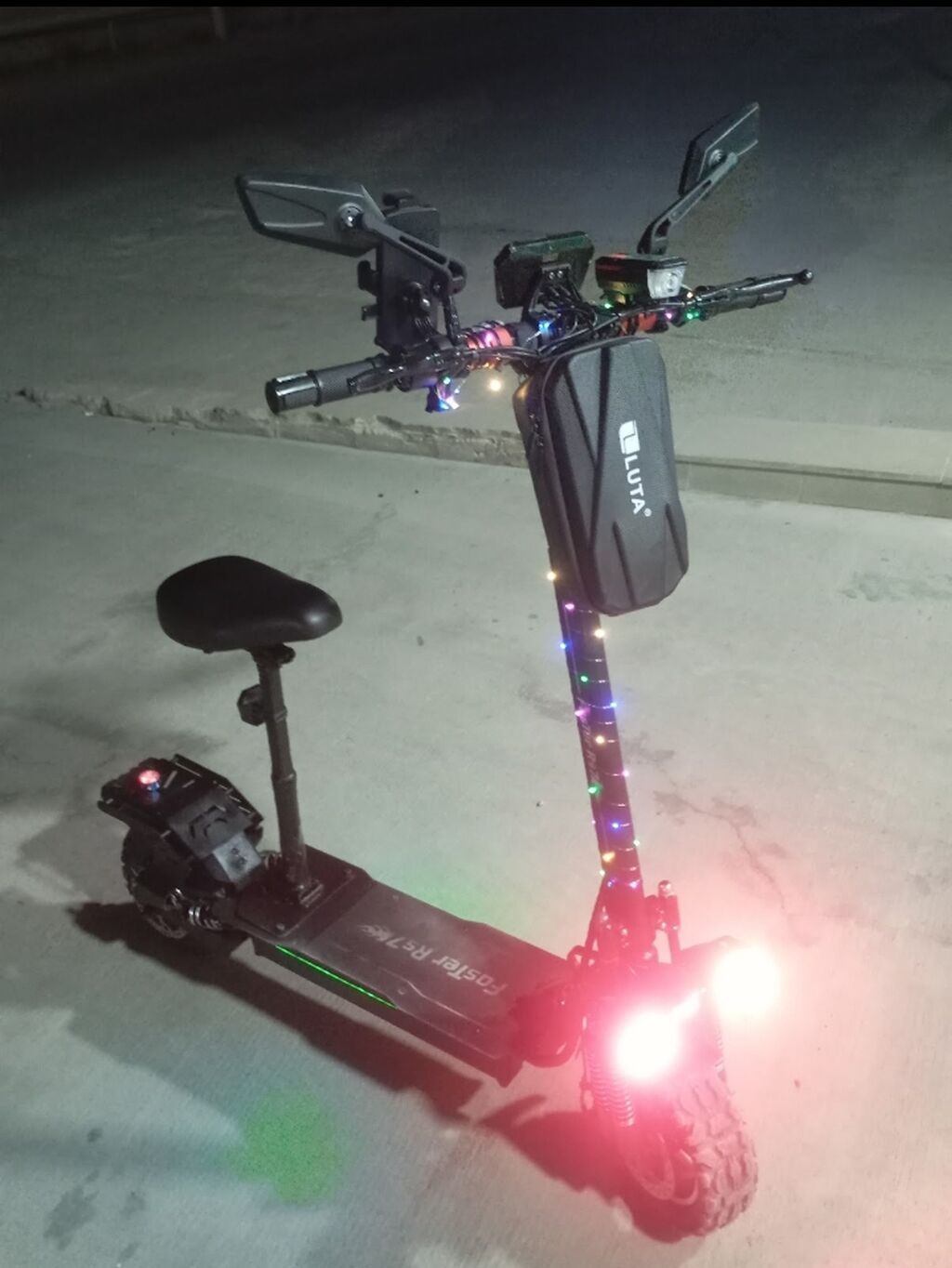 FaSTer RS7 elektrik skuteri - Güclü ikili amortizatorlu ön asqı və — Skuterlər, Bakı (8)