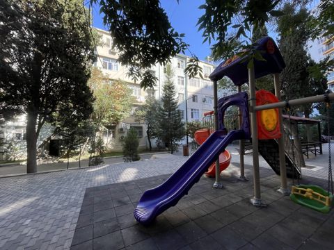 Satılır 2 otaqlı köhnə tikili 55 m² — Bakı