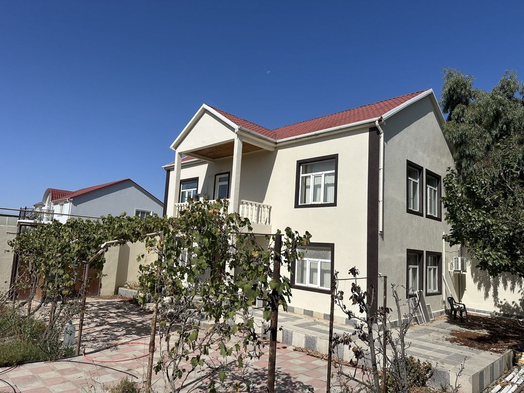Satılır 5 otaqlı həyət evi/bağ evi 200 m² — Ev, villa, Bakı (3)