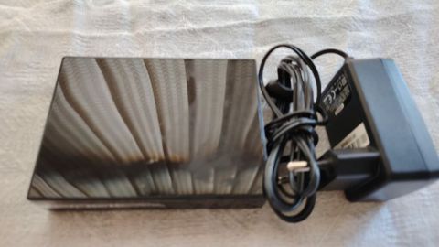 Səyahət Routeri – kompakt Wi‑Fi cihazı (adapter ilə) Xüsusiyyətlər — Bakı