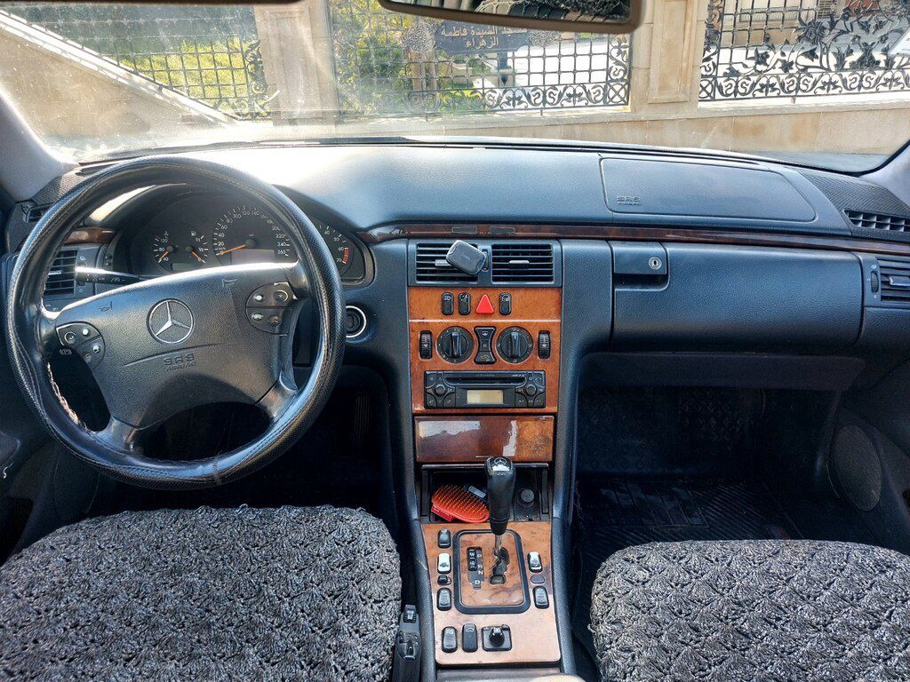 Mercedes E 280, 2.8 L, 1999 il, 500 000 km — Avtomobillər, Bakı (6)