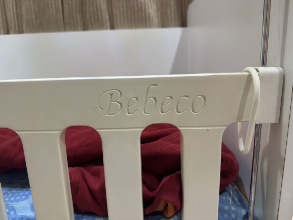Bebeco uşaq beşiyi - Rəng: ağ - Material: MDF/laminat kombinasiyası — Bəşikləri, Bakı (3)